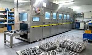 航空緊固件清洗返工率高？超聲波清洗機如何提升零部件產能_非標定制工業清洗設備_深圳潔泰